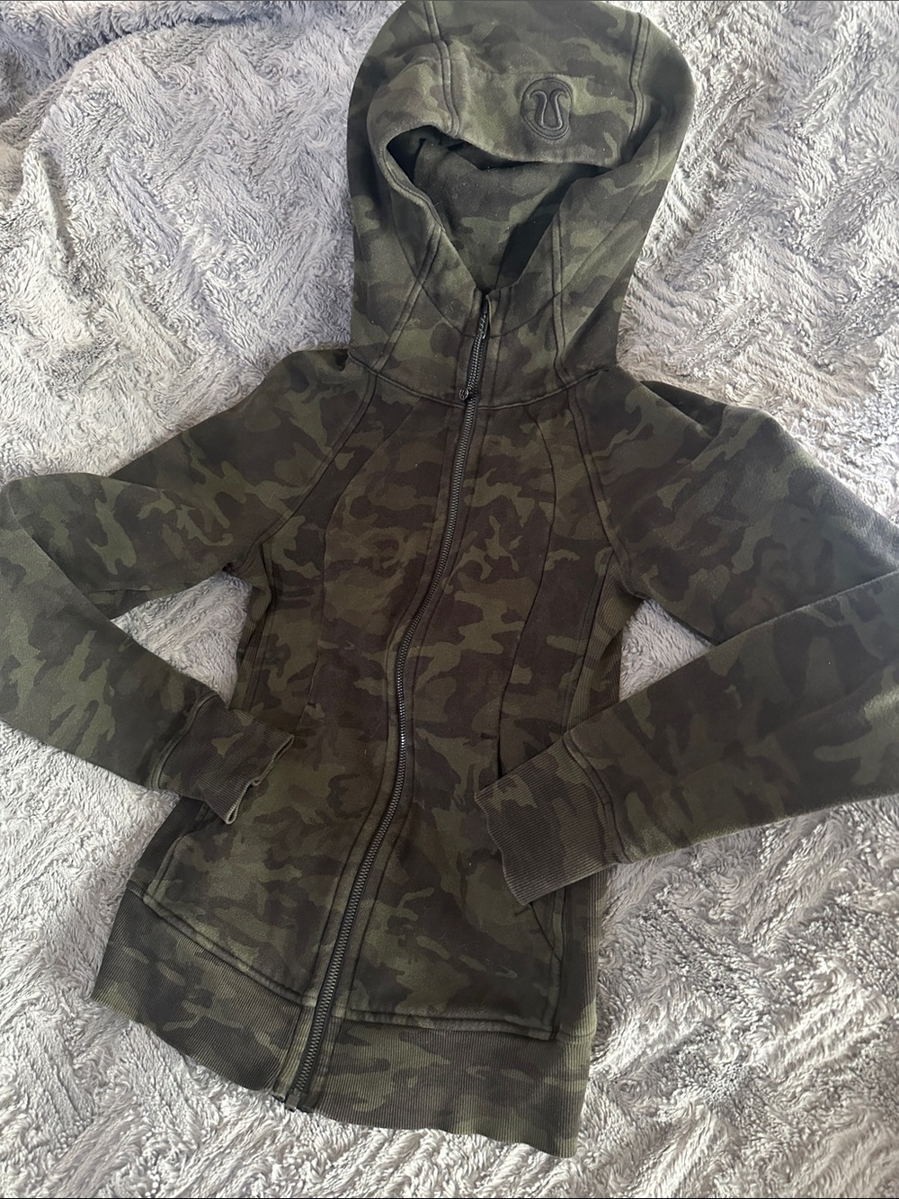 Lululemon Olive Green Camo Scuba Zip Up Hoodie Size 2